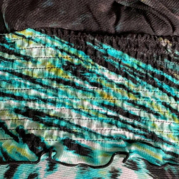 Worthington Woman’s Capped Sleeve Top Size Medium - Picture 6 of 8